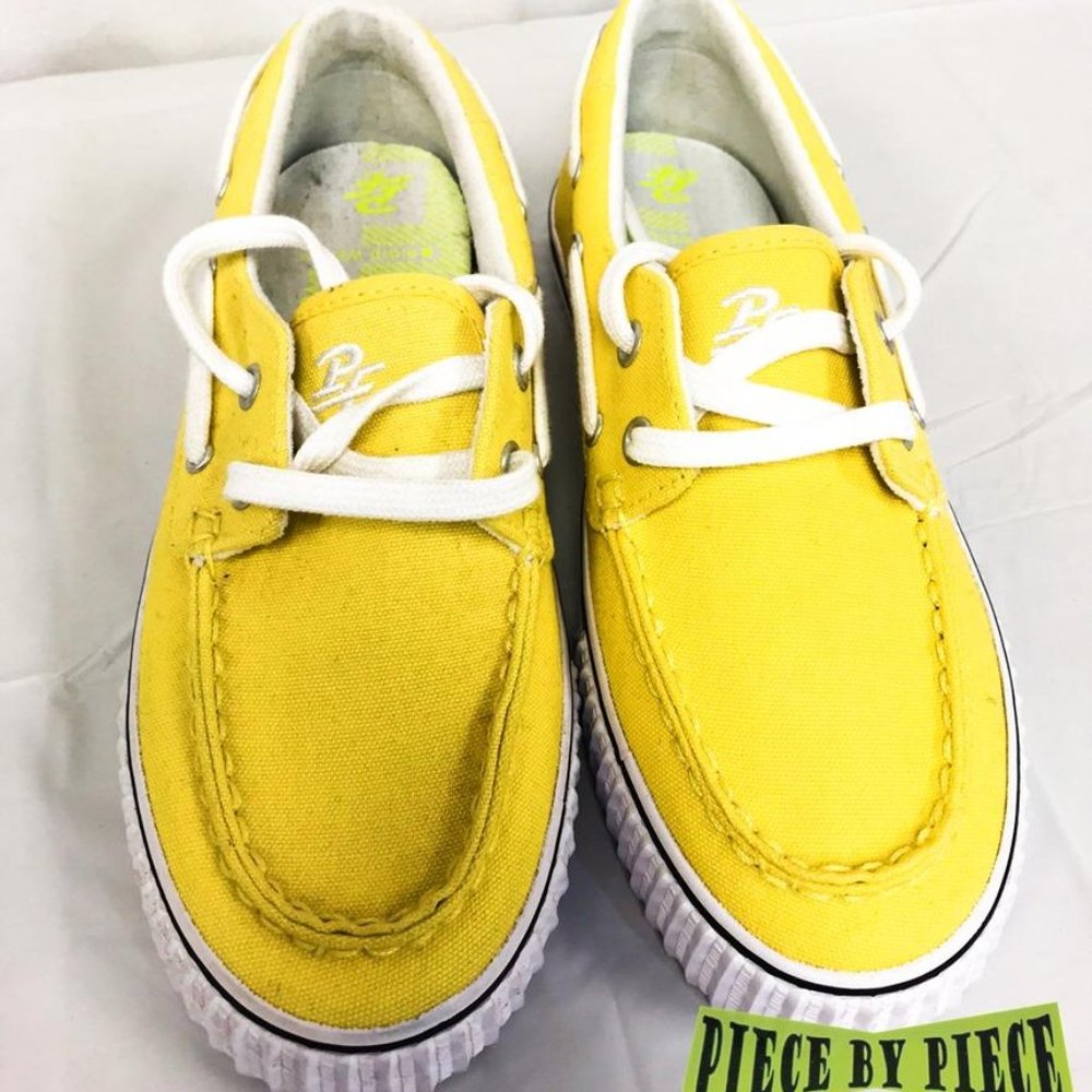 Guys/Gals Yellow PF Flyers Guys 6 same as Gals 7.5